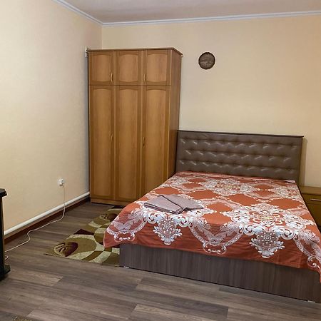 Guest House Vip Oš Exteriér fotografie