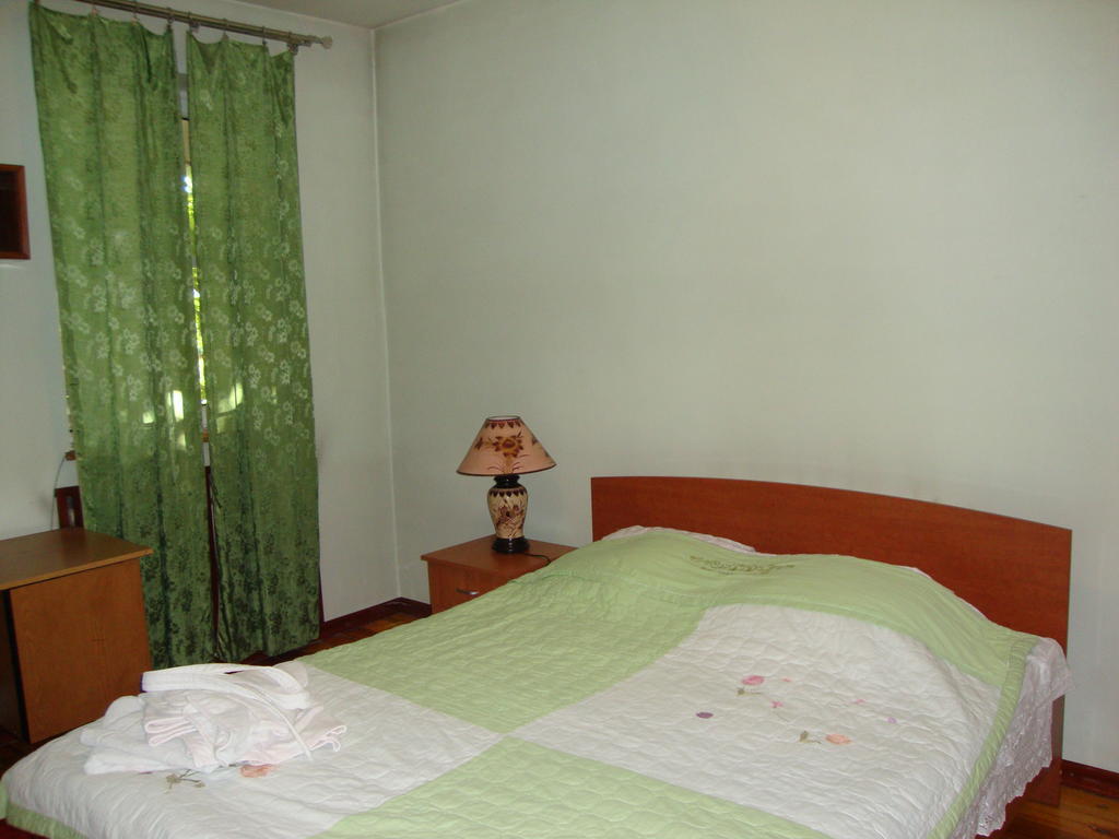 Guest House Vip Oš Pokoj fotografie