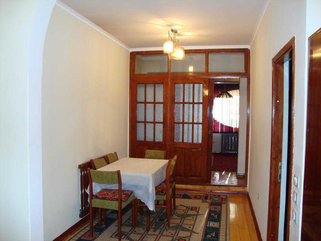 Guest House Vip Oš Pokoj fotografie